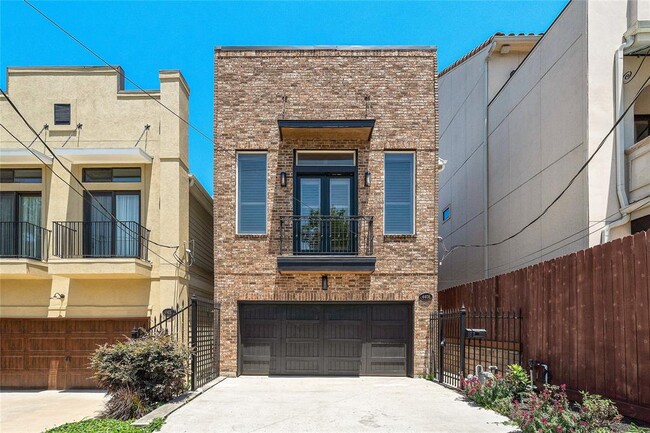 Primary Photo - 4408 Dickson St