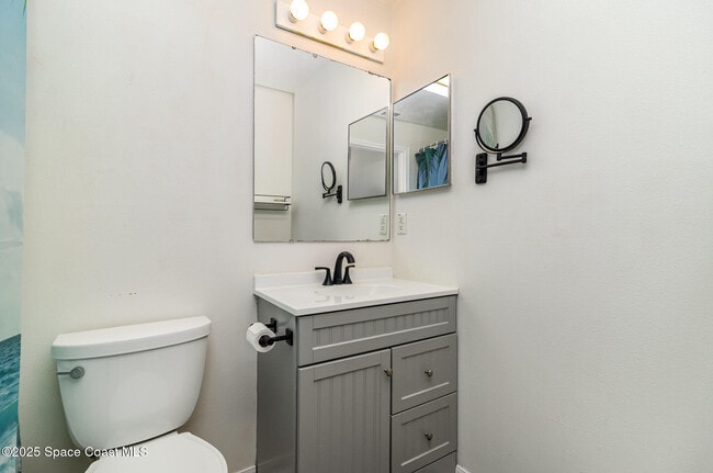 Building Photo - 1410 Vander Ave SE