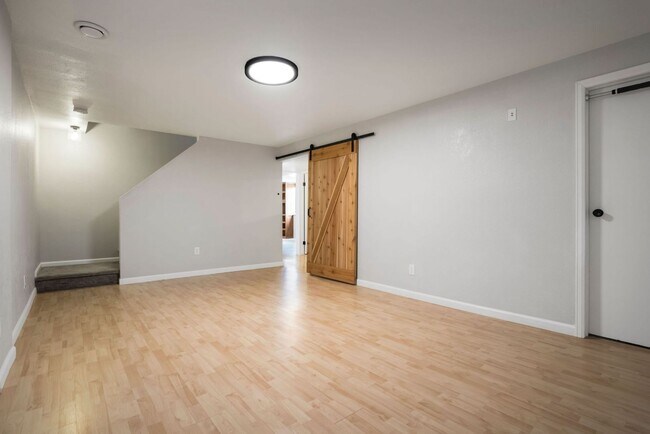 Building Photo - Updated 4 Bedroom Home with Amazing Yard, ...