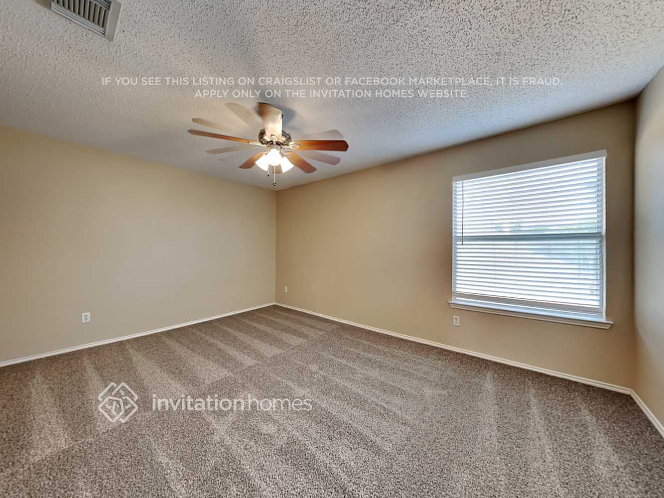 Building Photo - 1304 White Dove Ln