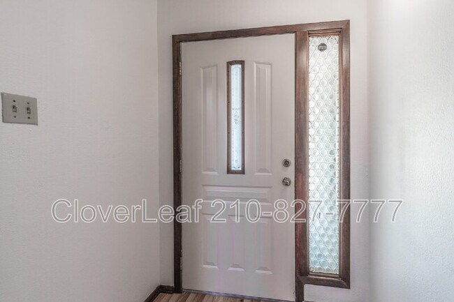 Building Photo - 3503 Clearfield Dr