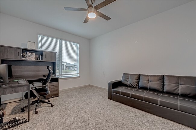Building Photo - 6850 Amber Clf Ln