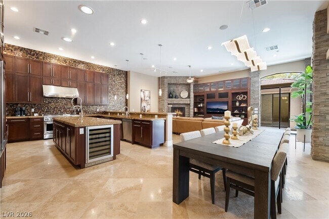 Building Photo - 3080 American River Ln