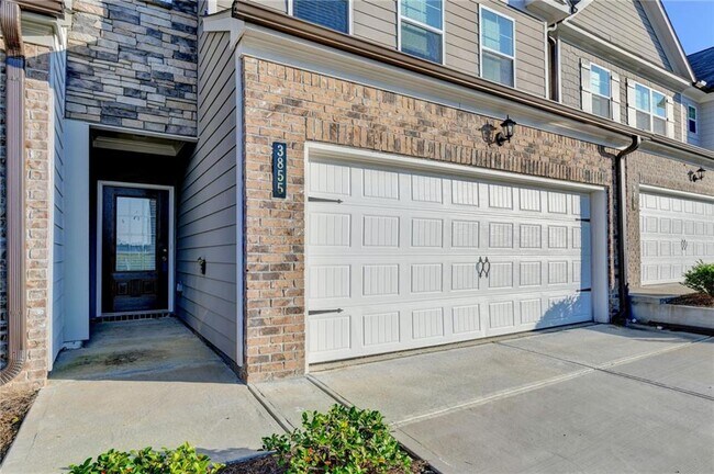 Building Photo - 3855 Brookburn Pk