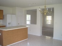 Building Photo - 233 Milpass Dr