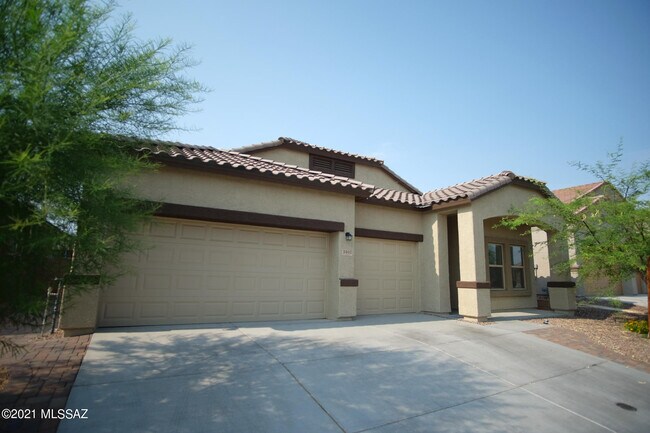 Building Photo - 3462 W Ringtail Den Way