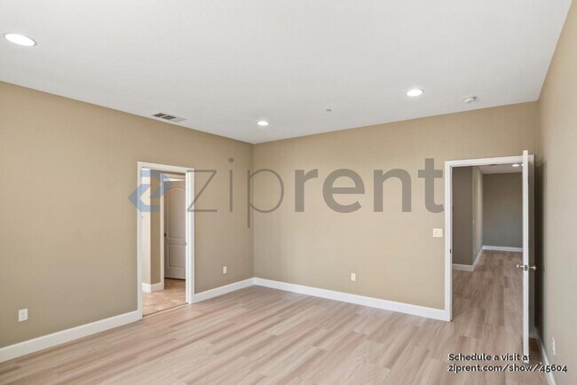 Building Photo - 3356 Cydonia Court