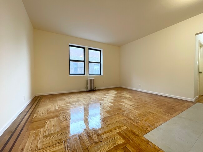 Building Photo - Remo Hall