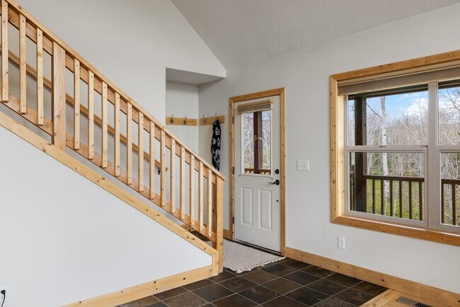 Building Photo - 4801 Conifer Dr