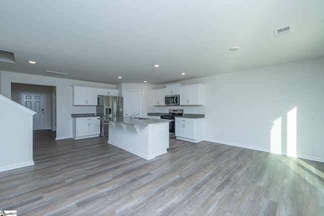 Building Photo - 115 Roocroft Ct