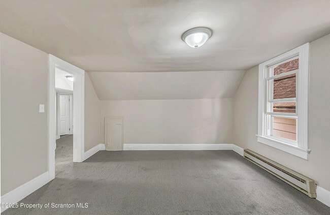 Building Photo - 519 Harrison Ave
