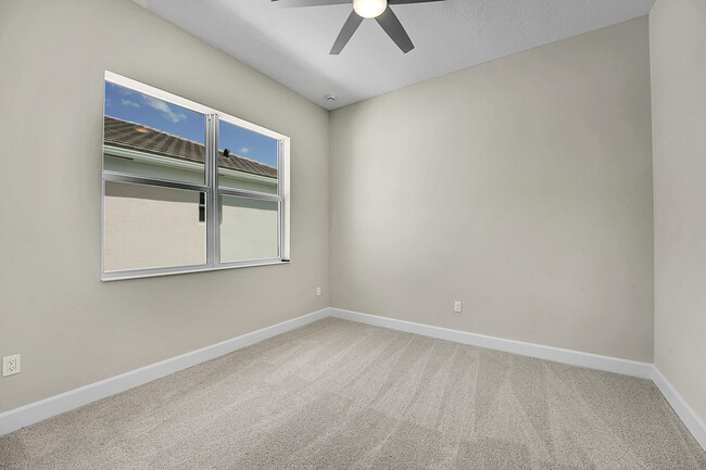 Building Photo - 14058 Spruce Pne Dr
