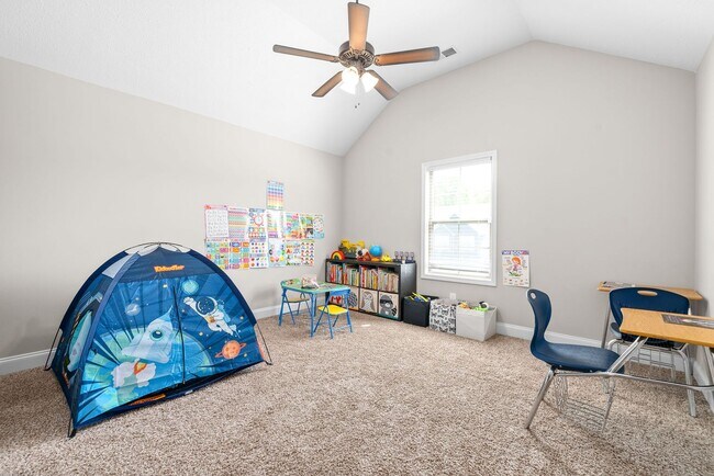 Building Photo - 177 Bonnell Dr