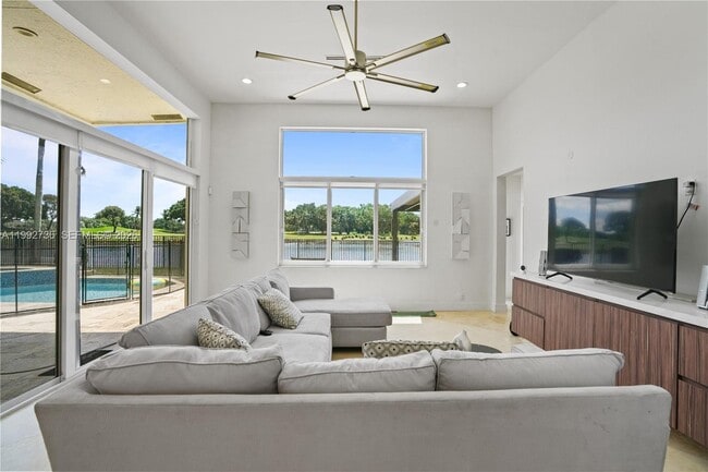 Building Photo - 2569 Eagle Run Ln