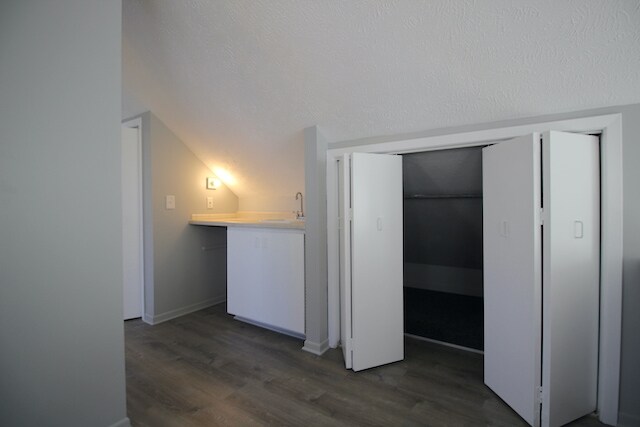 Building Photo - 2040 E St-