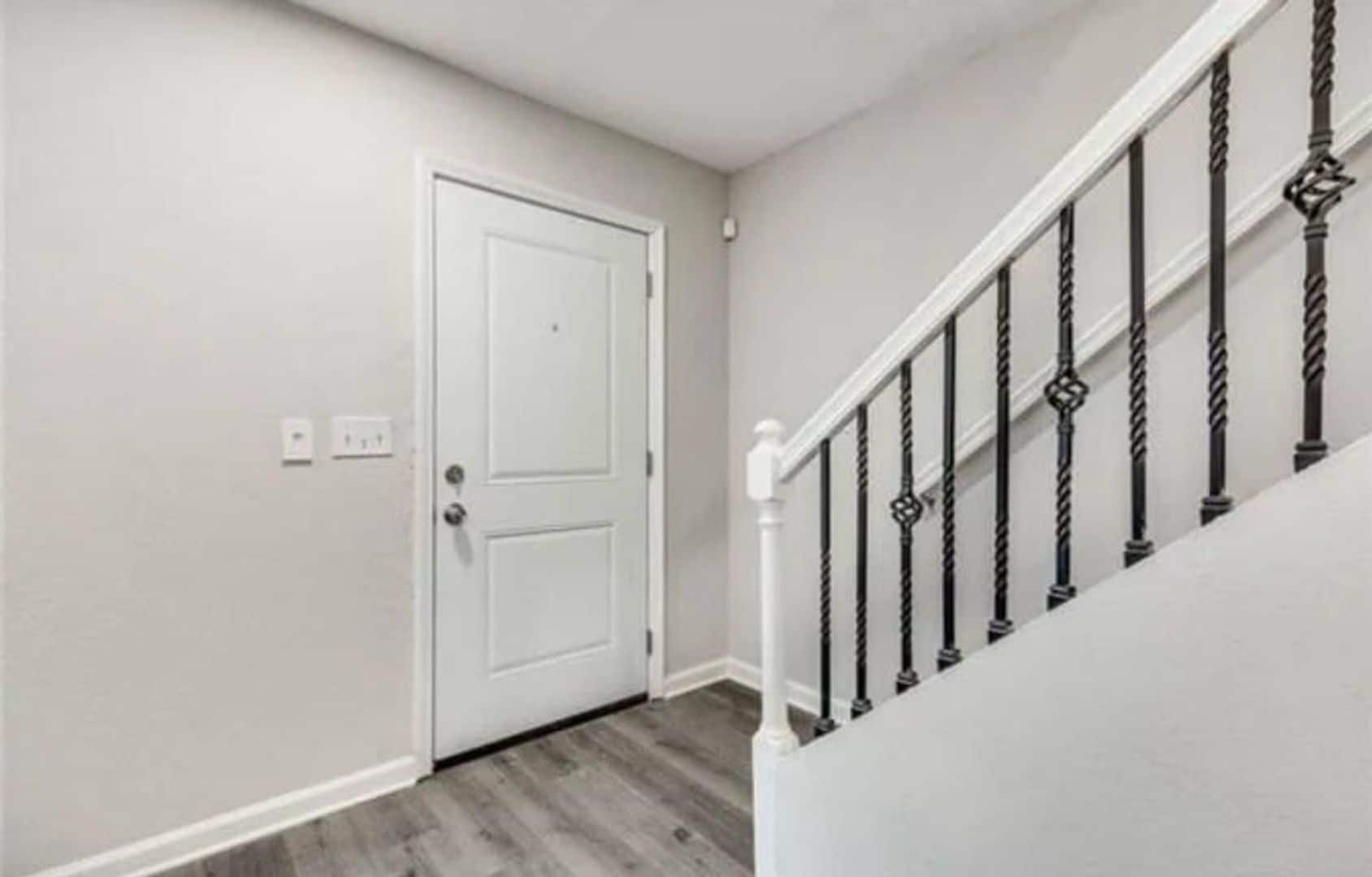 Building Photo - 1895 Dunlap Ave