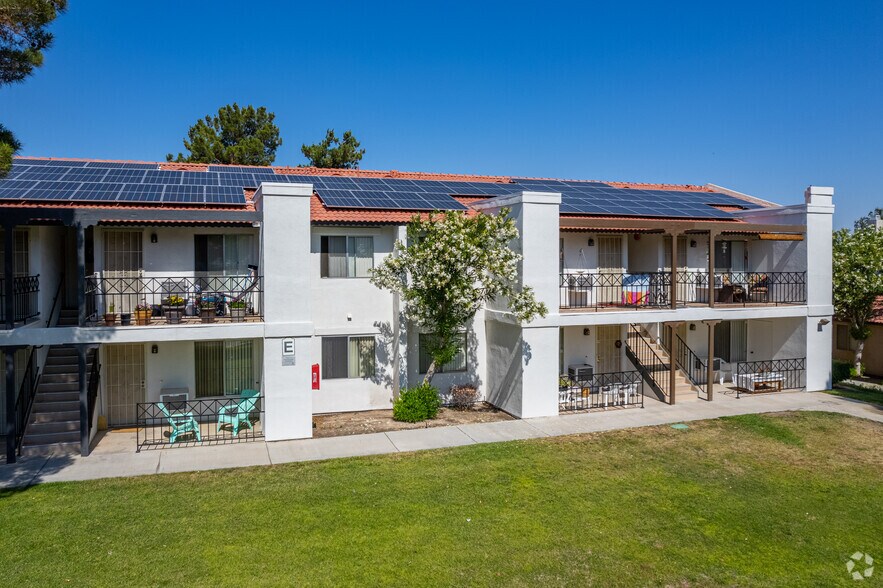 Primary Photo - High Desert Villas - 55+