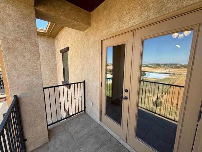 Building Photo - 8216 Casa Verde Rd