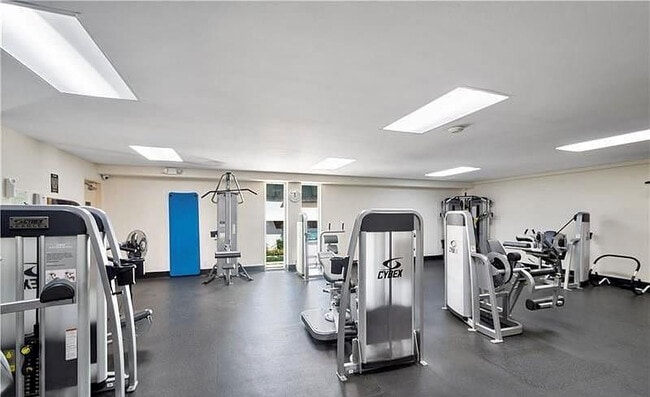 Building Photo - 101 Briny Ave