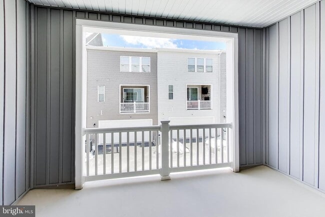 Building Photo - 11330 Meridian Hill Way