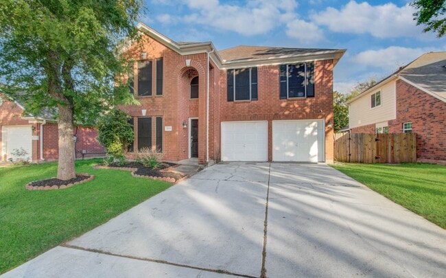 Building Photo - 2005 Village Park Dr