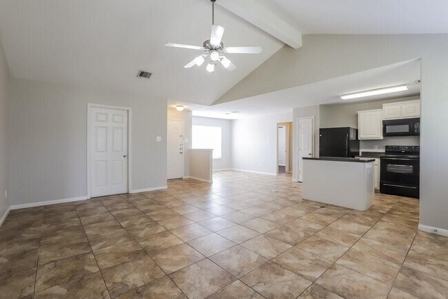 Building Photo - 4010 Cozy Trail Ct