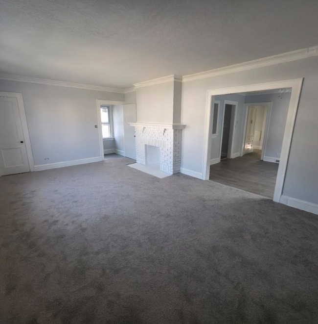Building Photo - 3294 E 146th St