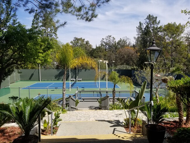 Tennis Courts - 3602 W Estates Ln