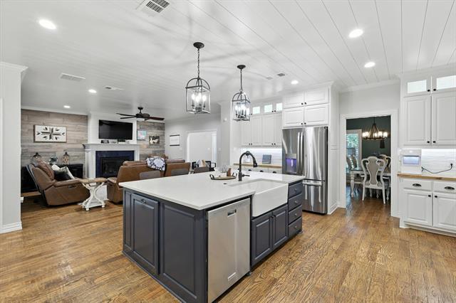 Building Photo - 33 Oak Forrest Cir