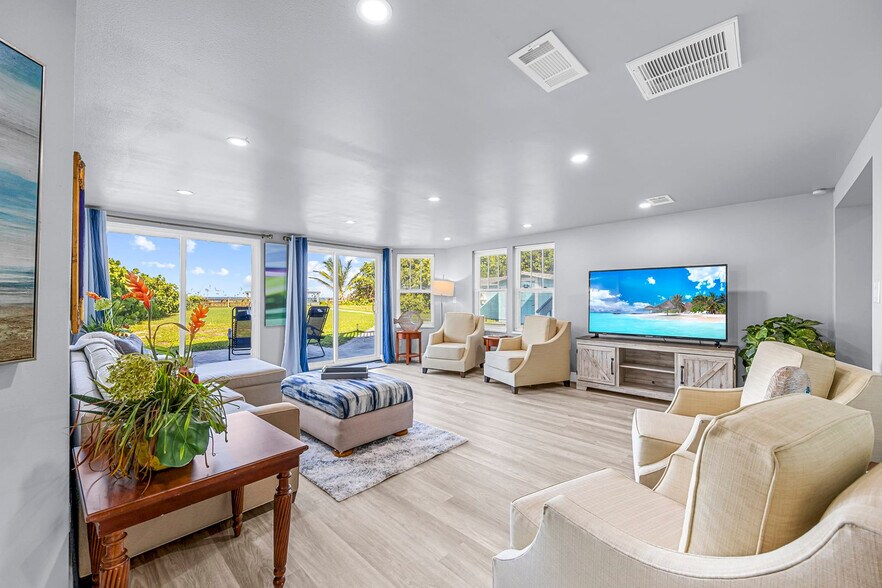 Building Photo - 6403 South Highway A1A-SI ID1044471P