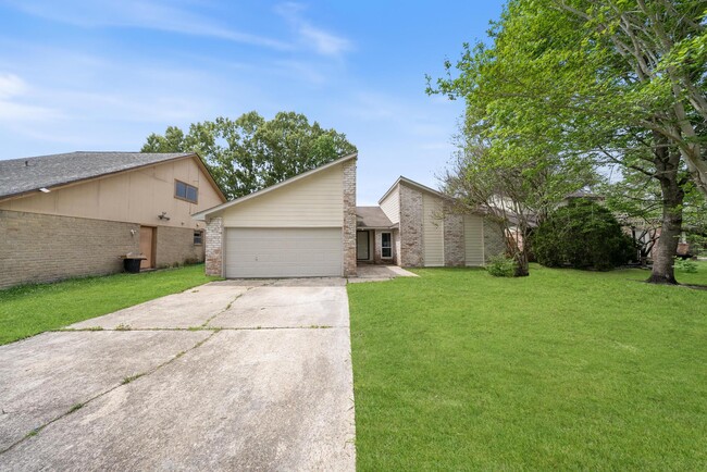 Building Photo - 22619 Pine Mist Ln
