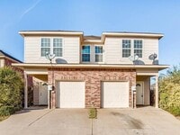 Building Photo - 830 Parkplace Ridge
