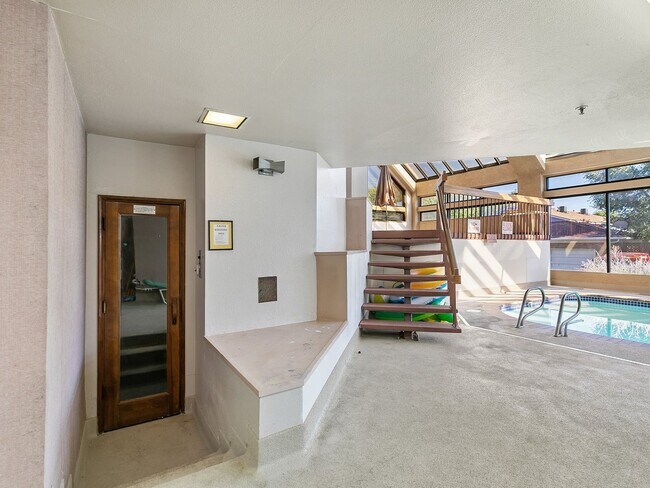 Building Photo - Unique fully furnished one bedroom condo i...