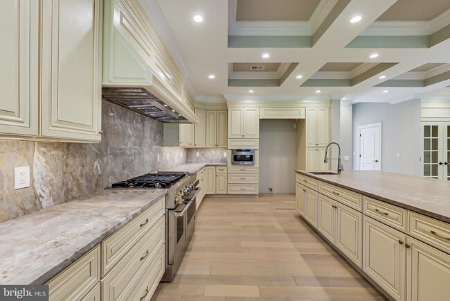 Building Photo - 3104 Sleepy Hollow Rd