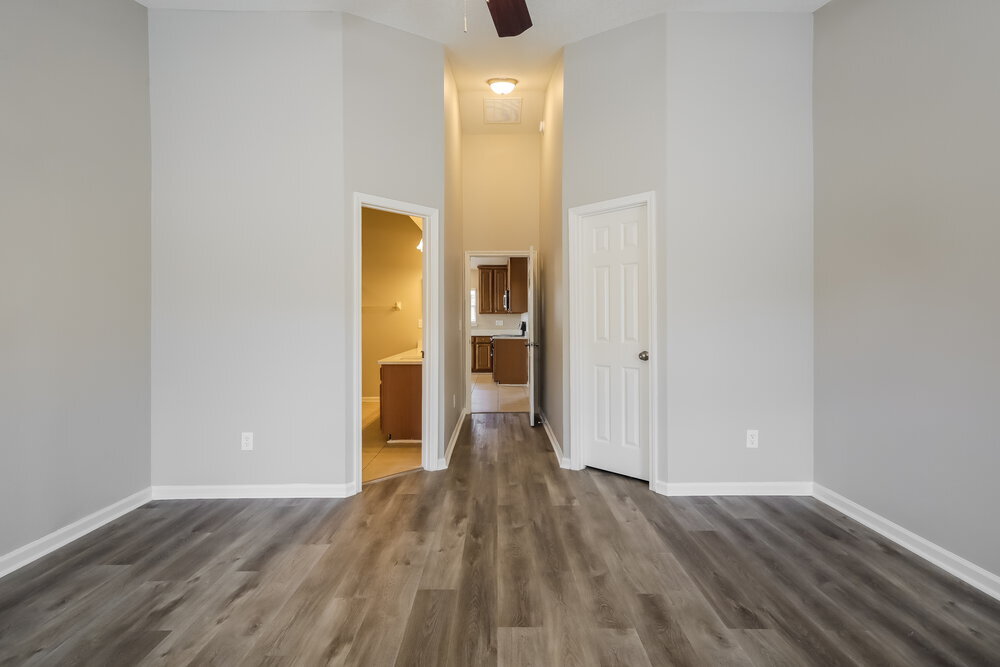 Building Photo - 179 Prince Phillip Dr