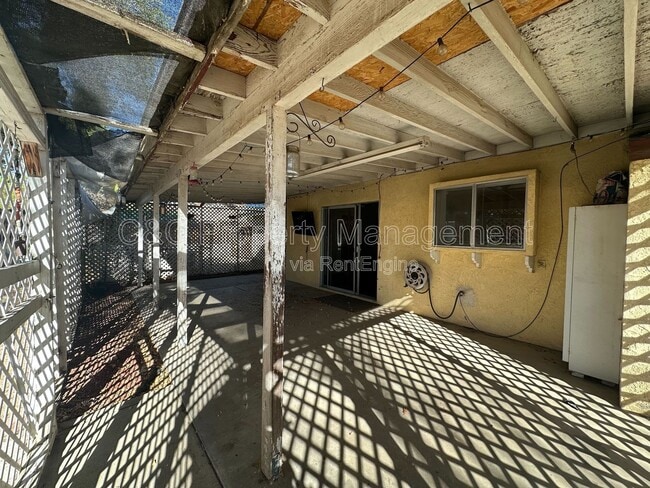 Building Photo - 14170 Montecito Pl