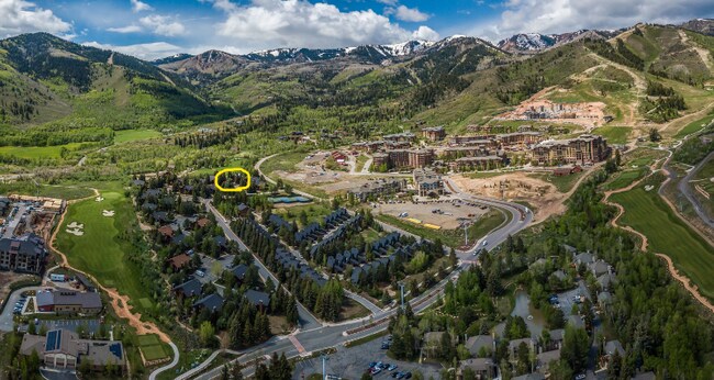 Building Photo - 2025 Canyons Resort Dr