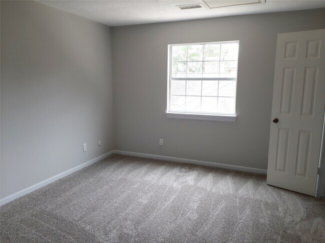 Building Photo - 1706 Calveryman Ln