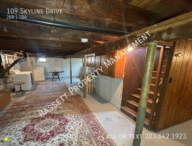 Building Photo - 109 Skyline Dr