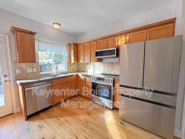 Building Photo - 2109 N 34th St