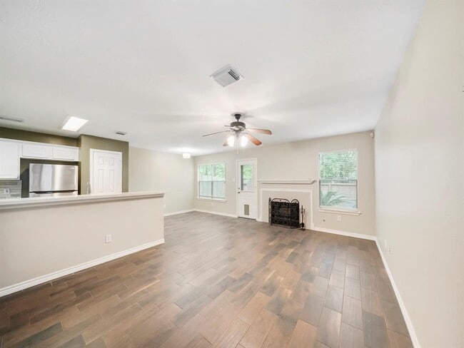 Building Photo - 167 Anise Tree Pl