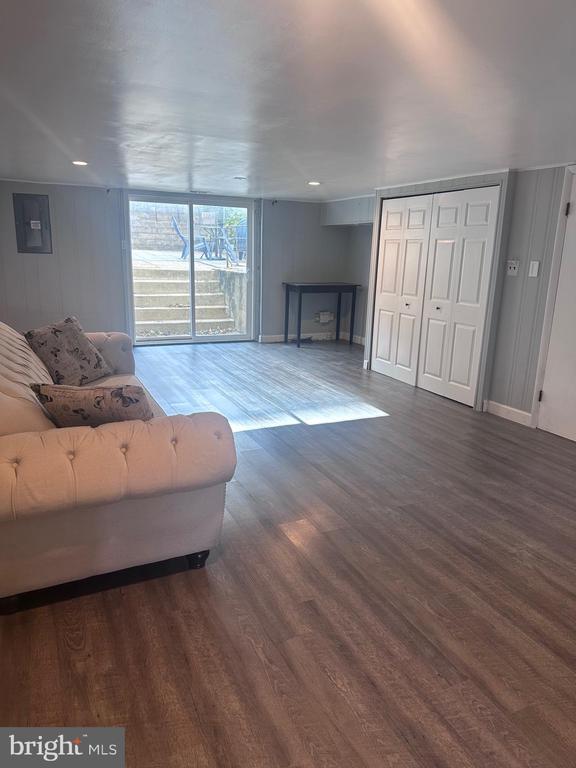 Building Photo - 3555 Churchill Ln