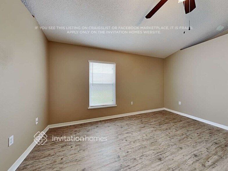 Building Photo - 905 Turnstone Ln