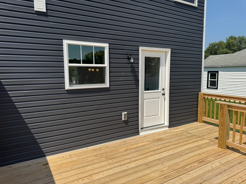 Building Photo - 8945 High St