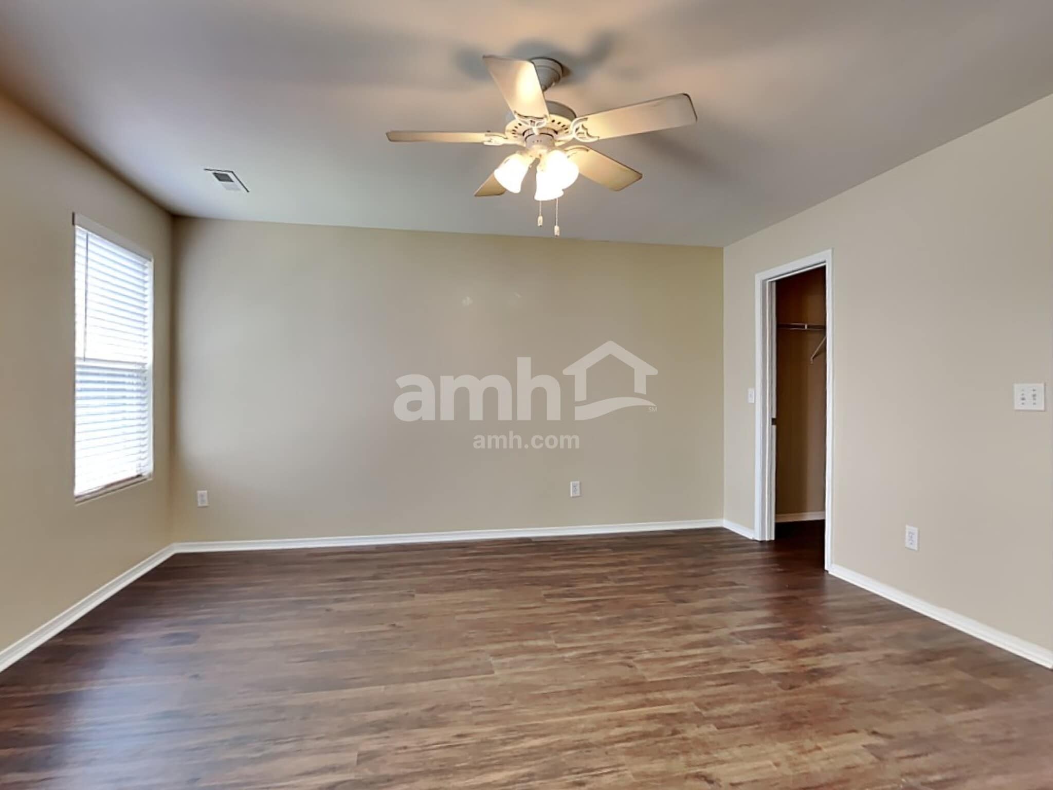 Building Photo - 8859 Arbor Glen Dr