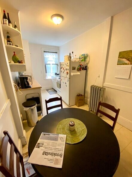 Building Photo - 16 Parkman St