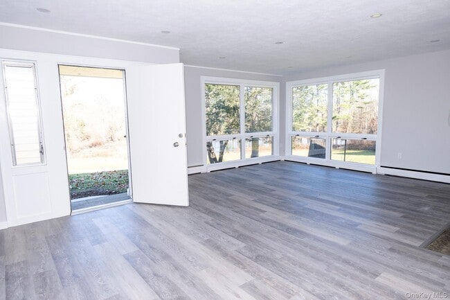 Building Photo - 58 On the Green