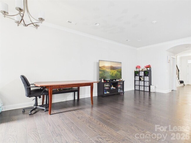 Building Photo - 10163 Meeting House Dr NW