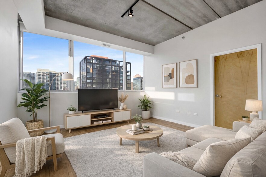 Building Photo - 630 N Franklin St