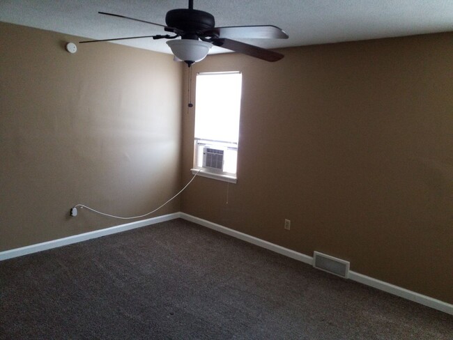 Building Photo - Coming Soon!! Large Family SF Newly Renova...